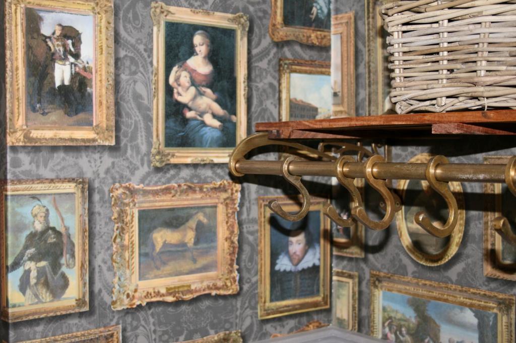 Stuart House Boutique Bedrooms Stow-on-the-Wold ภายนอก รูปภาพ